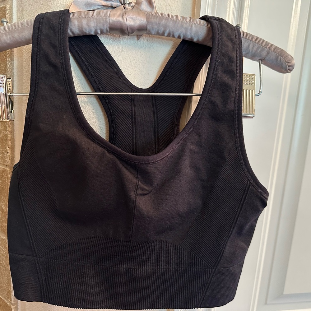Black Women's Sports Bra
